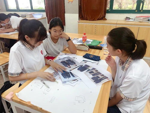 用心做好課后服務(wù)——青浦教育在行動(dòng)之教育咨詢服務(wù)